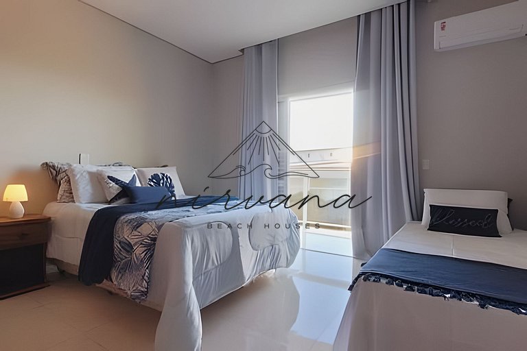 Casa Cabana - Condomínio de frente para a Praia