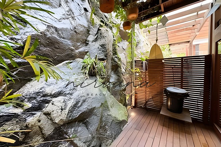 Casa Cabana - Condomínio de frente para a Praia