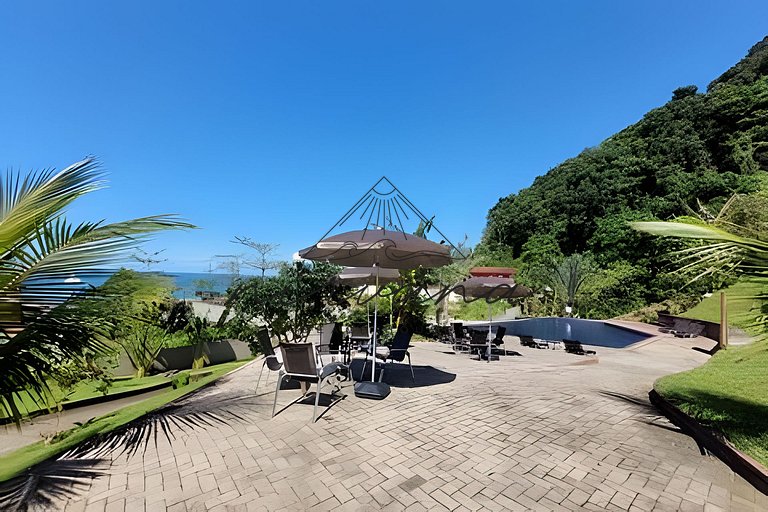 Casa Cabana - Condomínio de frente para a Praia