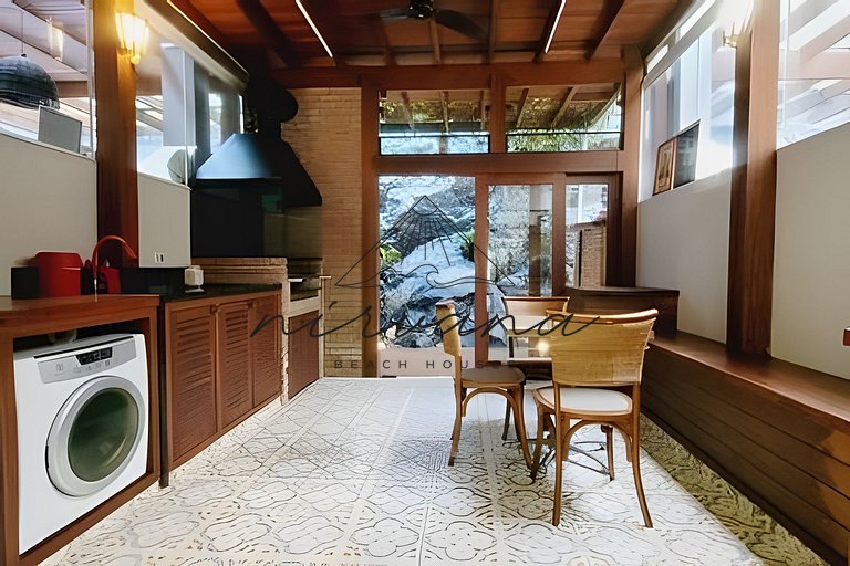 Casa Cabana - Condomínio de frente para a Praia