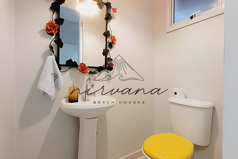 Casa Cabana - Condomínio de frente para a Praia