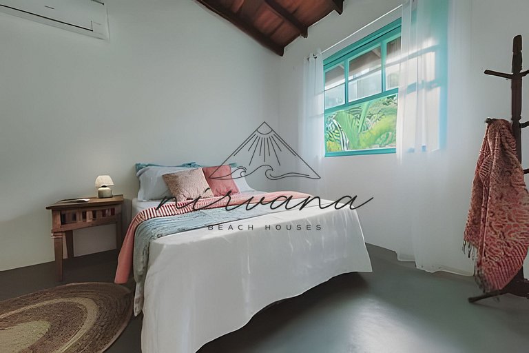 Casa Vila da Brava - Cond. 7 min a pé da praia
