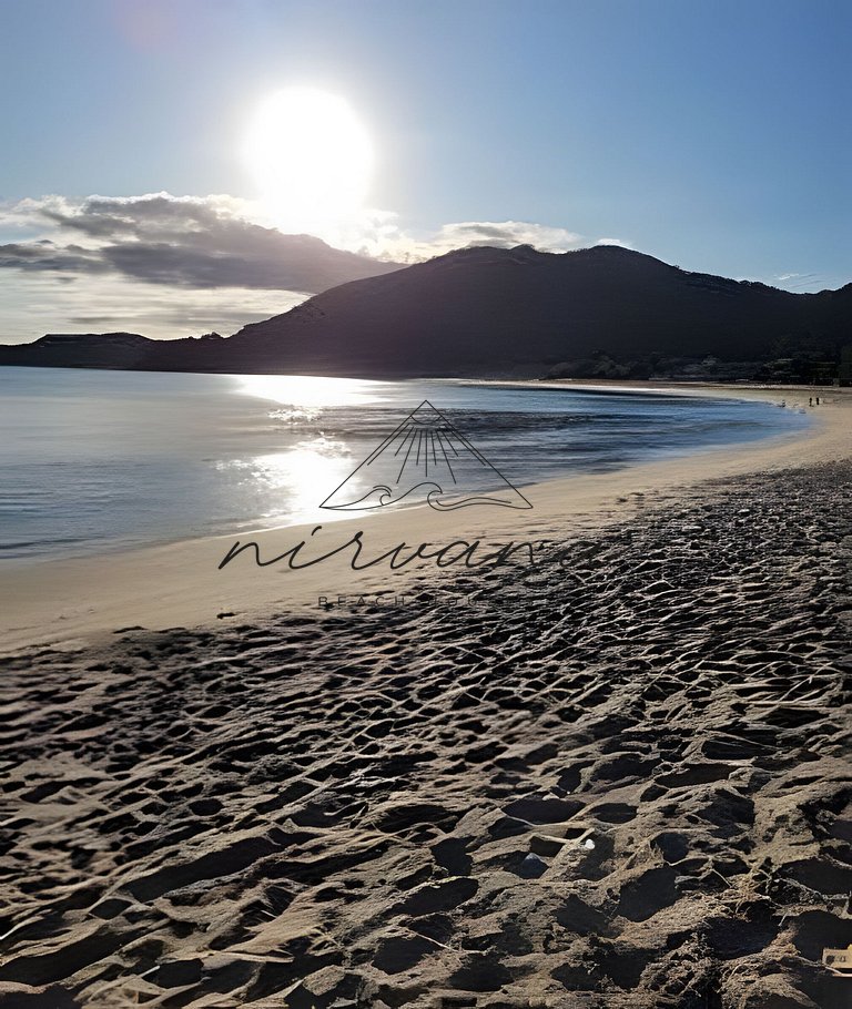 Casa Canto em Condomínio de frente para a praia