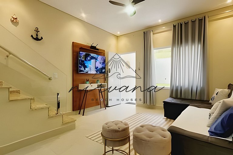 Casa Charme - Condomínio de frente para a Praia