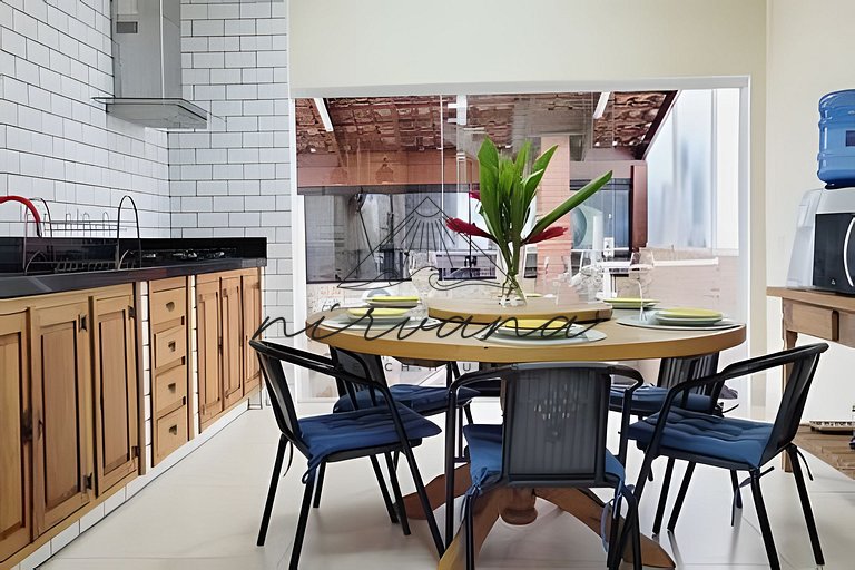 Casa Charme - Condomínio de frente para a Praia