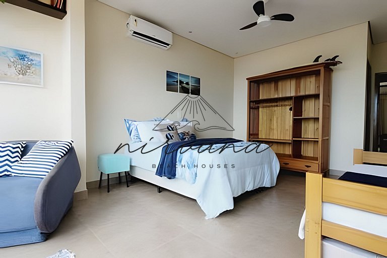 Casa Charme - Condomínio de frente para a Praia