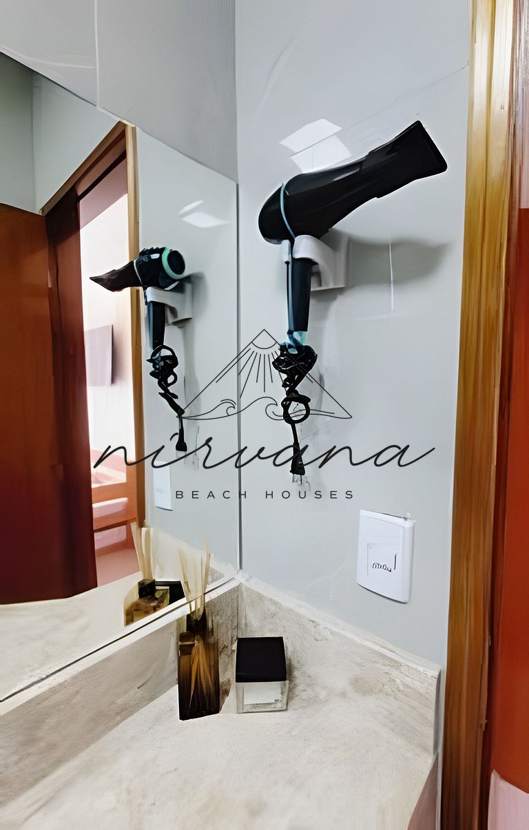 Casa Charme - Condomínio de frente para a Praia