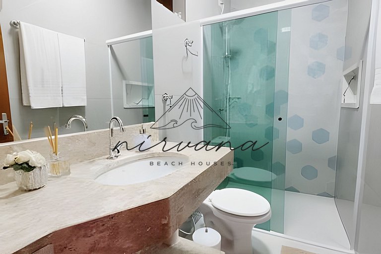 Casa Charme - Condomínio de frente para a Praia